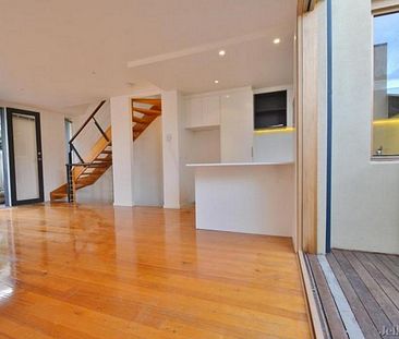 2/3 Miller Street, Fitzroy North - Photo 6