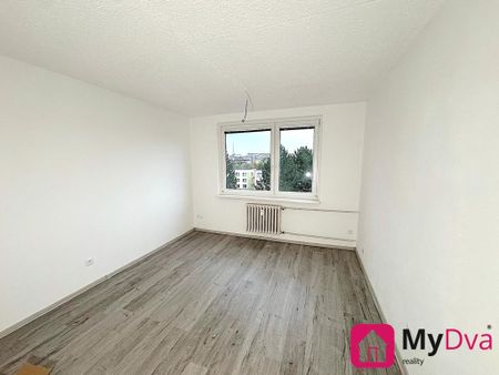 Pronájem bytu 1+1 32 m2 - Fotografie 2