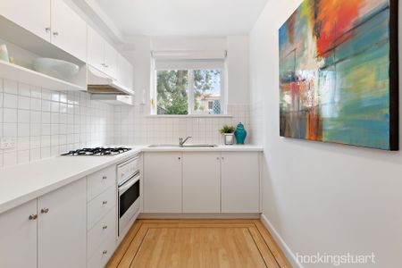 Unit 1/487 St Kilda Street, Elwood. - Photo 2