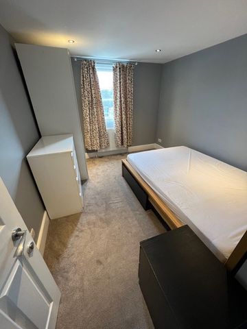 Room in a Shared House, London, SW16 - Photo 2