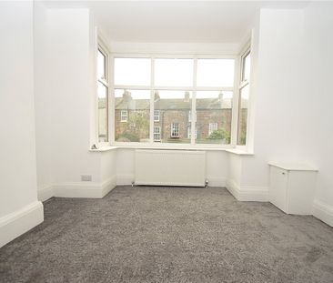 2 bed terraced house to rent in Cambridge Place, Scarborough, YO12 - Photo 4