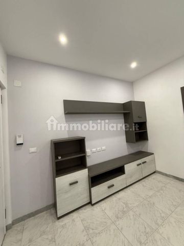 Quadrilocale via Donghi 18, San Fruttuoso, Genova - Photo 4