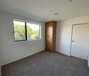 402/2A Truro Road, Sandringham - Photo 4