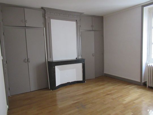 F3 - 7 PLACE DE BEAUNE 71100 CHALON S/SAONE - Photo 1