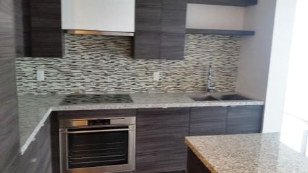 For Lease - 59 Annie Craig Drive Unit# 3607, Toronto, Ontario - Photo 5