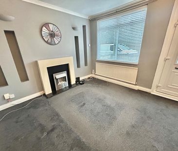 2 bedroom house to rent - Photo 1