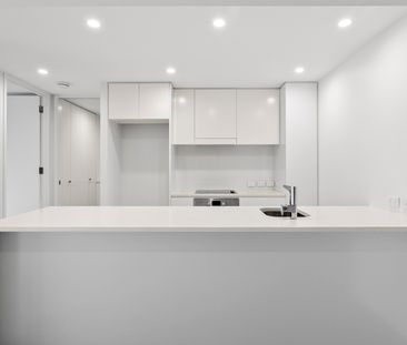 126/50 Eastlake Parade, Kingston ACT 2604 - Apartment For Rent | Do... - Photo 5