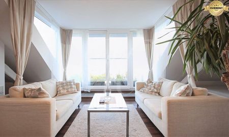 METROPOLITAN │Veľký 2i byt v centre s výhľadom na Bratislavu a hrad - Fotografia 2