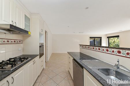 15 Saltbush Street, Harrison ACT, Belconnen - Photo 3