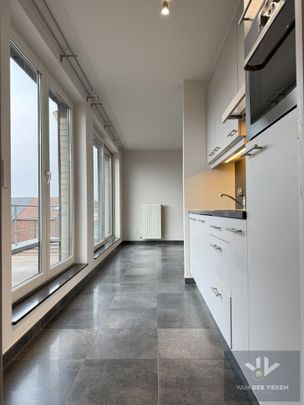 VERNIEUWD 2-SLPK APPARTEMENT MET 2 TERRASSEN - Foto 1