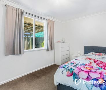 Charming 3-Bedroom House in Wanneroo! - Photo 6