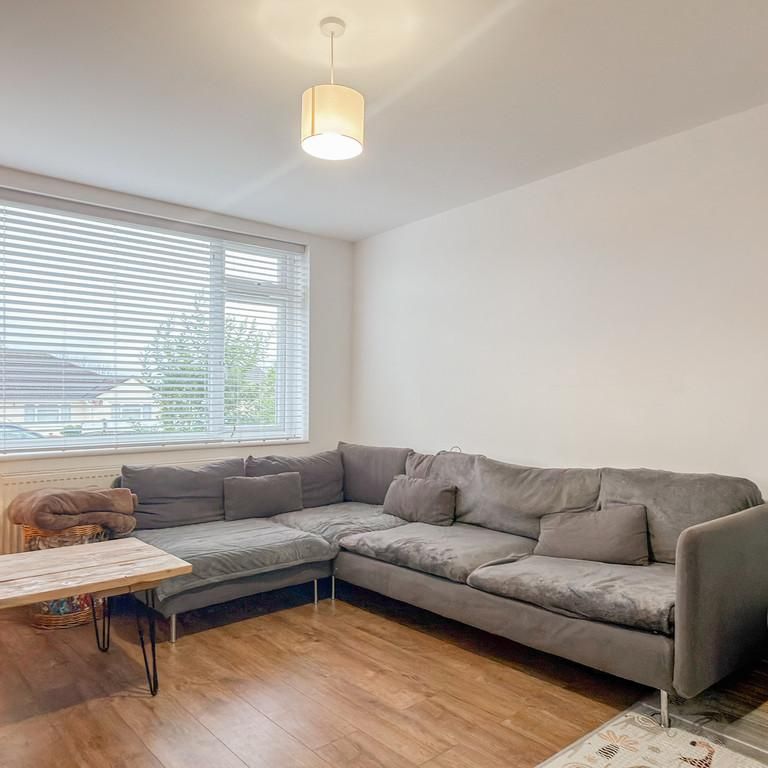 3 bedroom detached bungalow to rent - Photo 1