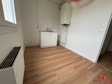 Location Appartement 1 pièce 34m² - Photo 4