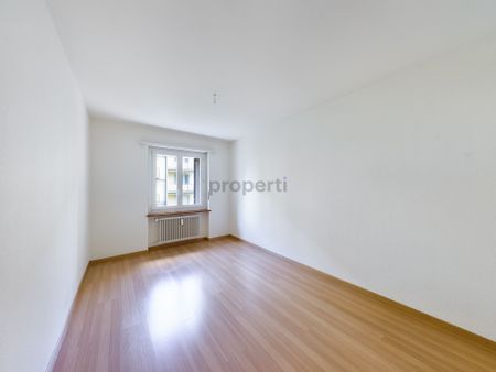 Charming and cozy 3-room apartment in Bottmingen, canton BL - Photo 3