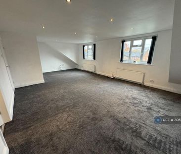 3 bedroom maisonette to rent - Photo 1