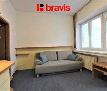Pronájem bytu 1+kk, Brno - střed, zařízený, balkon, ul. Hoppova - Fotografie 5