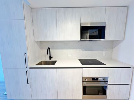 For Lease - 35 Parliament Street Unit# 730, Toronto, Ontario - Photo 2