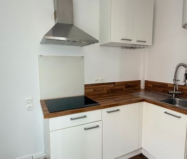 Location Appartement 1 pièce 21m² TOULON 83000 - Photo 2
