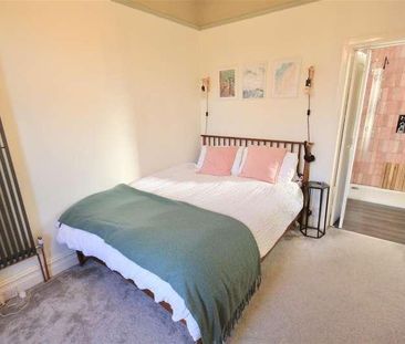 Queens Park Gardens, Bournemouth, BH8 - Photo 5