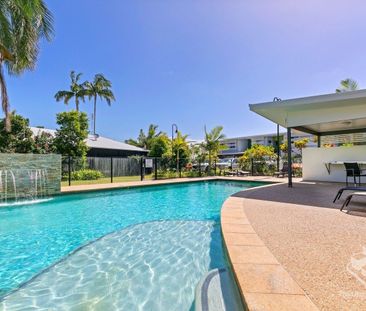 Spacious, modern 3 Bedroom Buderim Townhouse - Photo 1