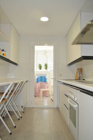 Apartment in Puerto Banús, Costa del Sol - Photo 2