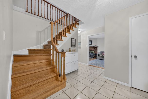 For Lease - 1669 Beaton Way Unit# Main & 2nd, Pickering, Ontario - Photo 1