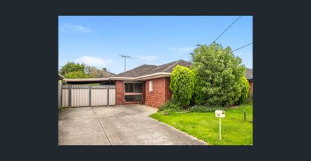 3-BEDROOM FAMILY HOME! - Photo 2