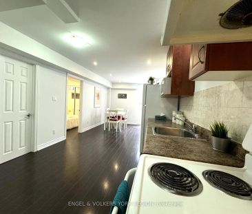 Detached Home For Lease | N9231520 - Photo 1