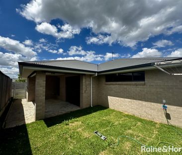 1 Sandpiper Circuit, Aberglasslyn, NSW 2320 - Photo 4