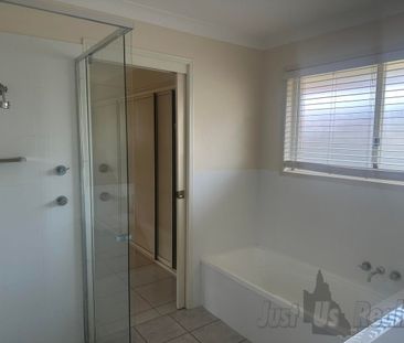 Beautiful Three-Bedroom Home in Prime Bargara Location - Photo 1