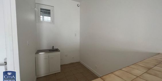 Location Appartement 1 pièce 30m² MARIGNANE 13700 - Photo 3