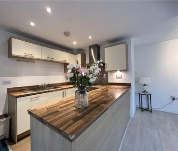 2 bedroom apartment to rent - Photo 6