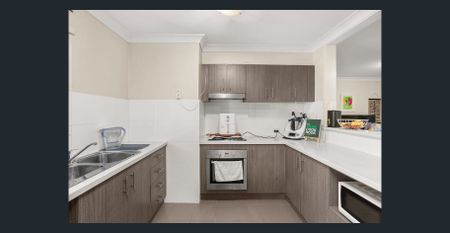 2 BEDROOM UNIT IN GATED COMPLEX - Photo 2