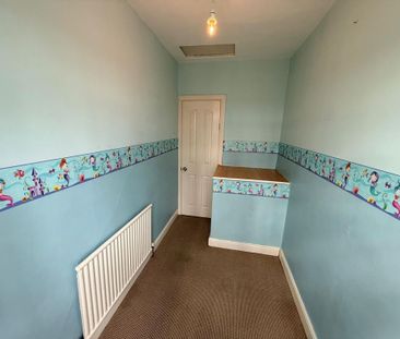 3 bedroom semi-detached house to rent - Photo 6