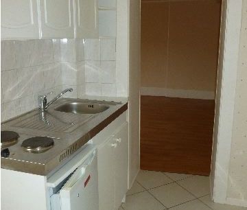 Location Appartement 1 pièce 24m² - Photo 4