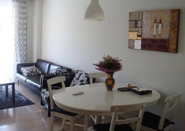 For long-term rent: apartment in Javea, Golden Garden urbanization, with 2 bedrooms and a pool.