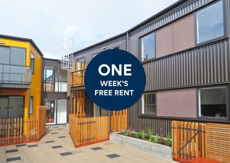 THE FIREMAN'S APARTMENTS - PETONE - Photo 4