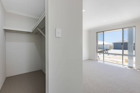 Coastal Living Made Easy - Photo 4