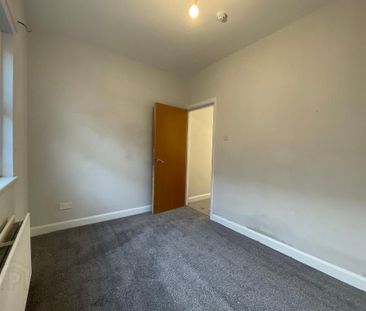 Apt 2, 10 Cliftonville Avenue, Apartment 2, Belfast, BT14 6BX - Photo 4