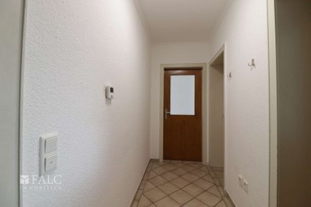Helle 2-Zimmer-Wohnung mit Balkon, Küche und Keller – ideal für Singles, Paare oder kleine Familien - Photo 5
