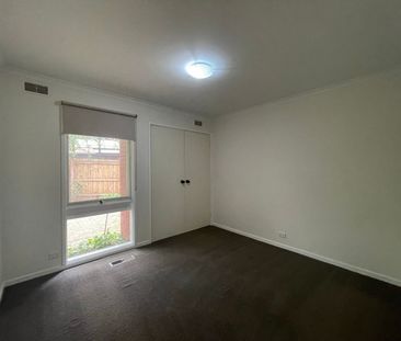 Charming Family Home in Sought-After Regency Park Estate - Photo 2