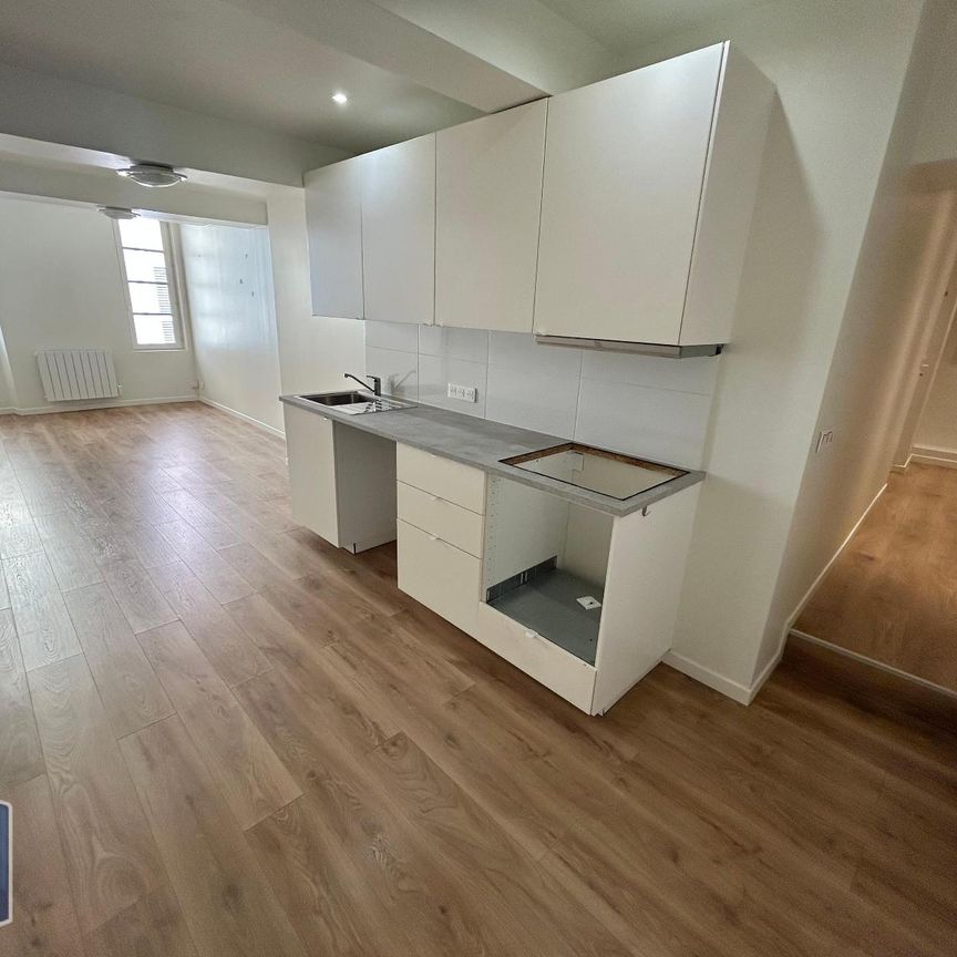 Location Appartement 2 pièces 57m² TOULON 83000 - Photo 1