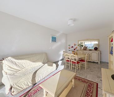 Location Appartement 2 pièces 51m² NICE 06100 - Photo 2