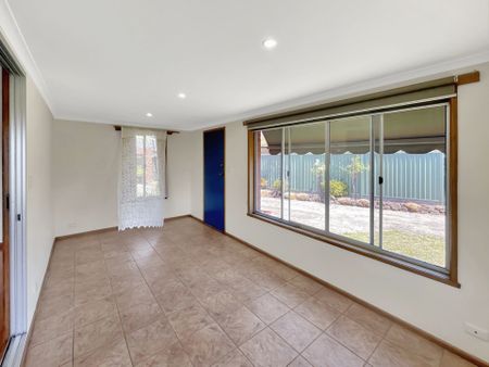 4 Yew Street, Wendouree - Photo 5