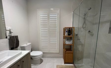 Immaculate Family Home In SCHOFIELDS - Photo 4