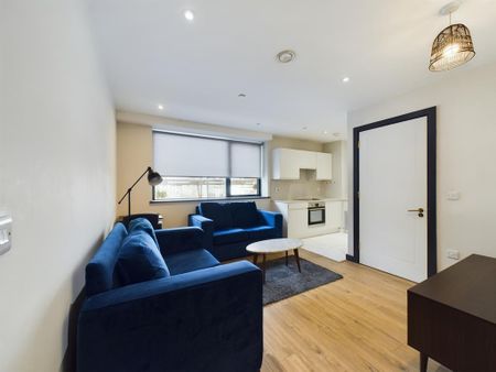 1 bedroom flat to rent - Photo 3