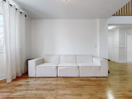 For Lease - 117 Westmount Avenue Unit# Upper, Toronto, Ontario - Photo 1