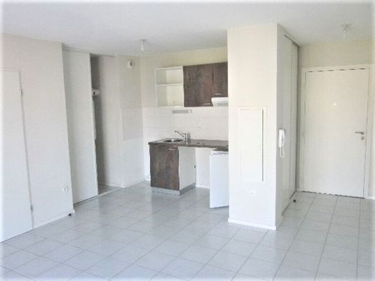 Location Appartement 2 pièces 41m² DOUAI 59500 - Photo 1