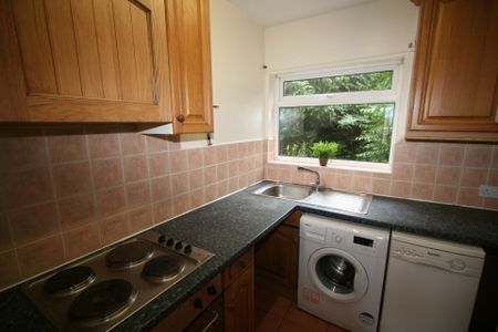 26 TALBOT VIEW Leeds - LS4 2RQ - Photo 2