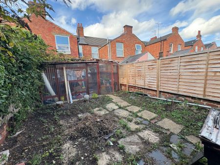 Southampton Road, Northampton - Photo 2